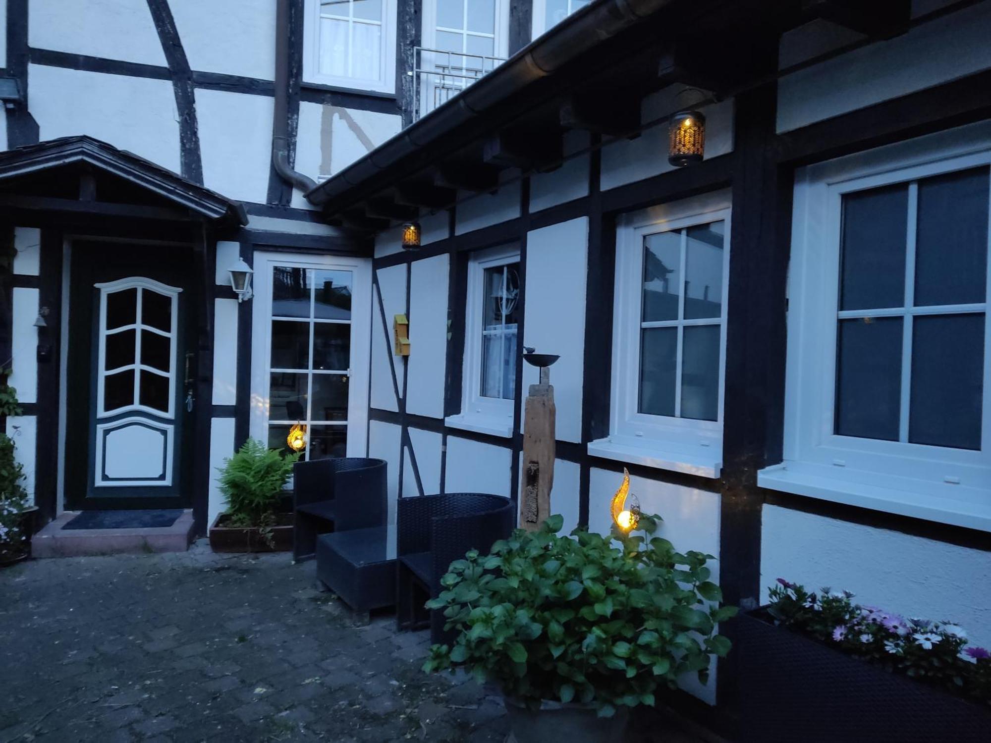 Fewo Antweiler Oberburg 梅谢尼希 外观 照片